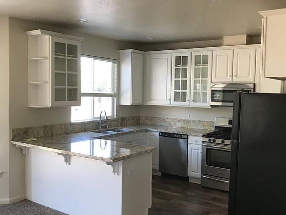 3rd image of 1348 Westminster Pl