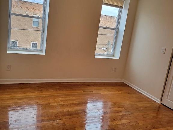 3rd image of 1600 S 9th St Floor 3