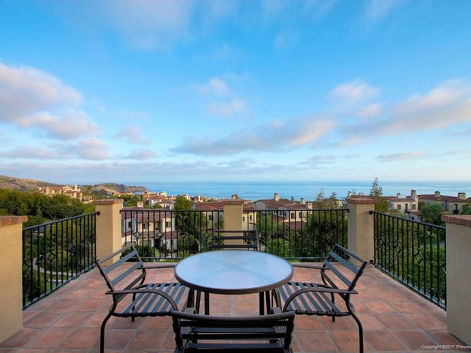 Master Bedroom Sundeck