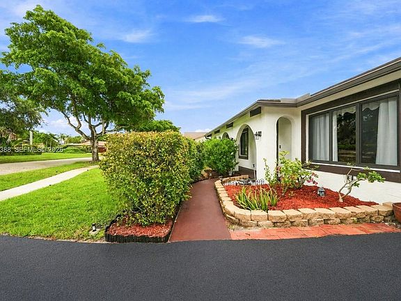 5th image of 8656 SW 50th St