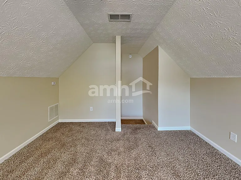 2166 Blueberry Ln — Photo 22
