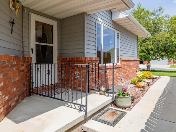1143 Sage Brush St, Cody, WY 82414
