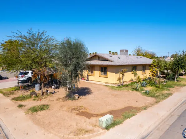 977 Salvador Guilin St, Calexico, CA 92231