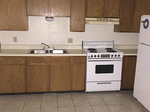 4th image of 1026 N 77 Sunshine Strip APT 8
