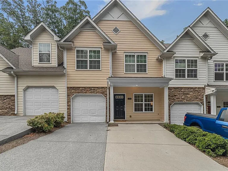 406 McAfee Ct NW #13 — Photo 1
