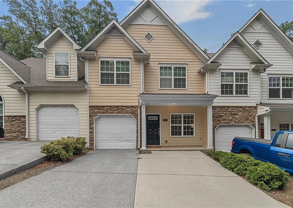 406 McAfee Ct NW #13