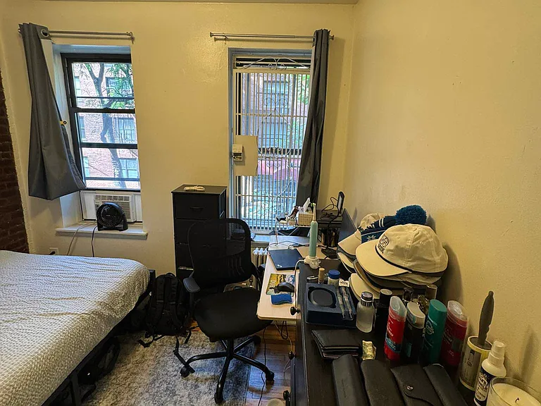 220 E 29th St #2A — Photo 23