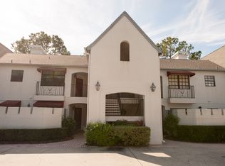 18710 Wimbledon Cir, Lutz, FL 33558
