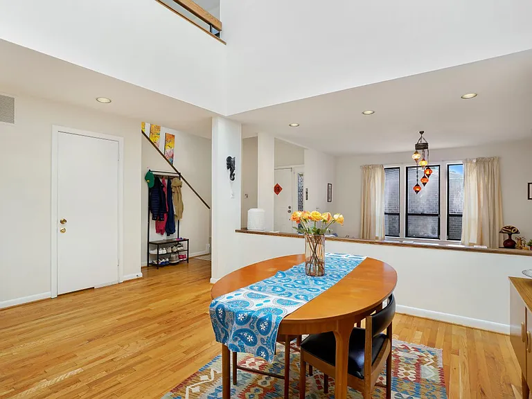 5351 Strathmore Ave — Photo 7