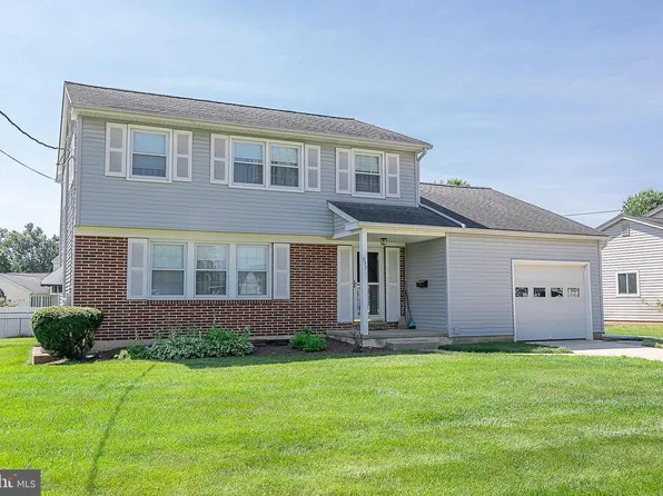 237 Borton Dr, Woodstown, NJ 08098
