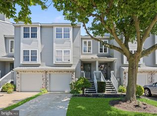 122 Spinnaker Way, Neptune, NJ 07753
