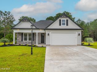 1444 Pennington Dr NW, Calabash, NC 28467