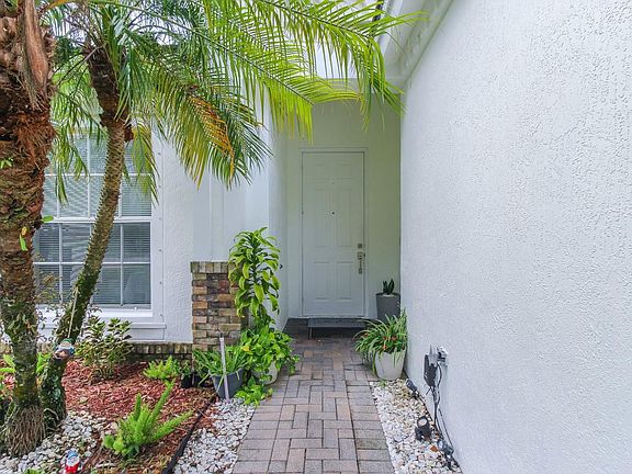 3rd image of 10110 SW Chadwick Drive