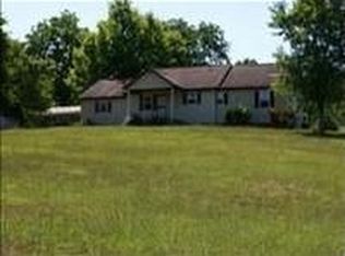 468 Bronze Rd, Strawberry Plains, TN 37871