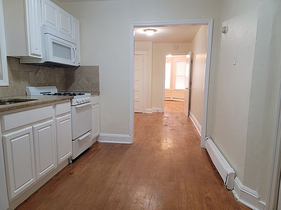 2nd image of 166 Highland Ave #29E