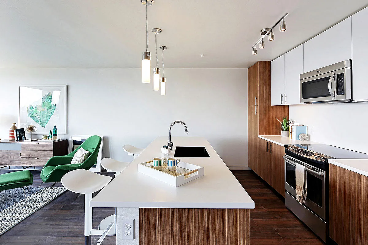 Rooster Apartments — Photo 2