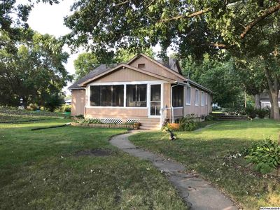 211 Mars Hill Dr, Clear Lake, IA, 50428