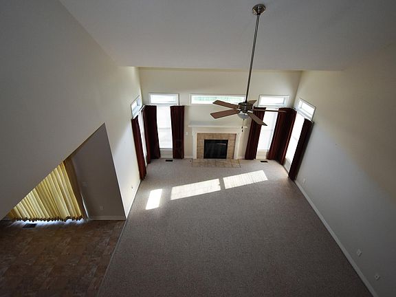 5th image of 116 Sourwood St