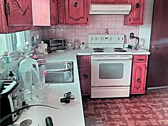 4th image of 9 Iland Dr