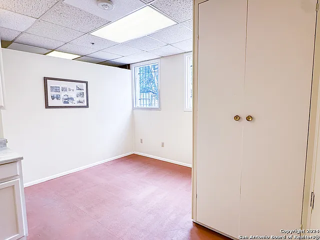 245 Losoya St #B — Photo 18