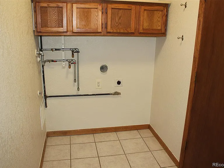 1810 Youngfield Ct #B — Photo 9