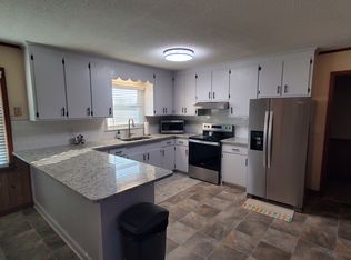 371 Claude Scott Rd, Warsaw, NC 28398