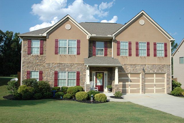 1st image of 2911 McKinley Dr