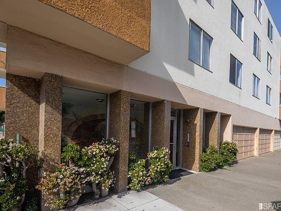 2nd image of 3101 Laguna St