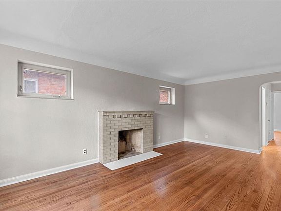 2nd image of 4742 Ray Ave