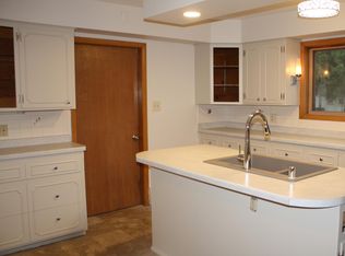 6495 Arthur Rd, Hartford, WI 53027