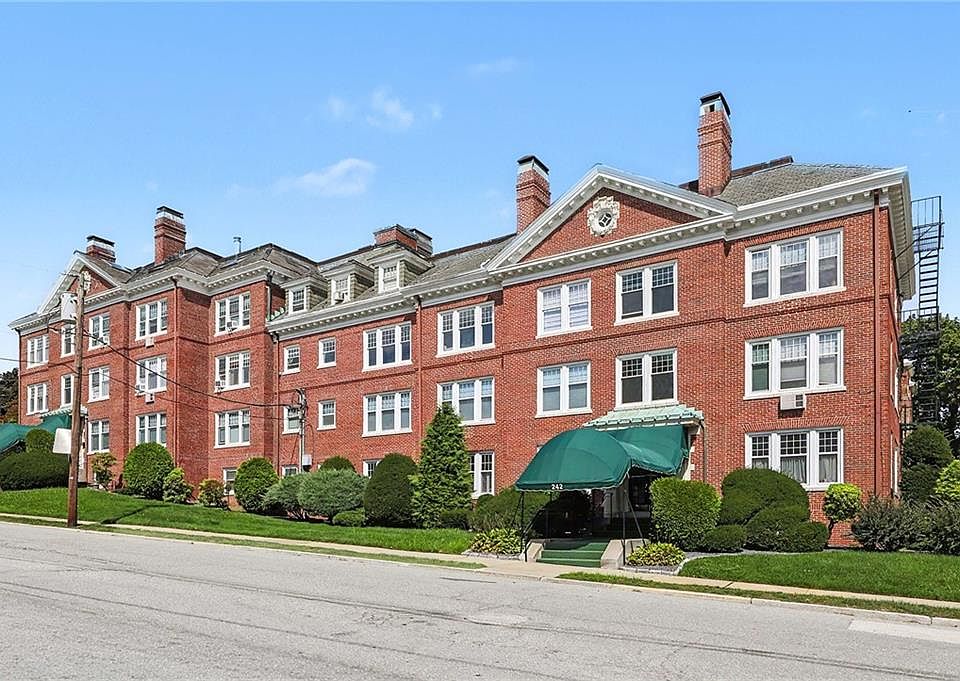 1st image of 242 President Ave APT 7
