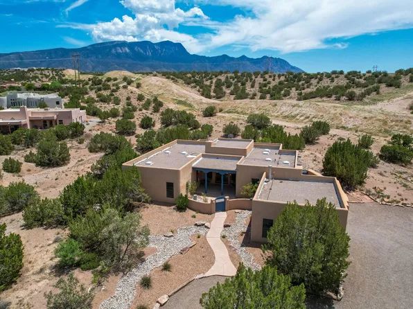 5 Cory Ct, Placitas, NM 87043