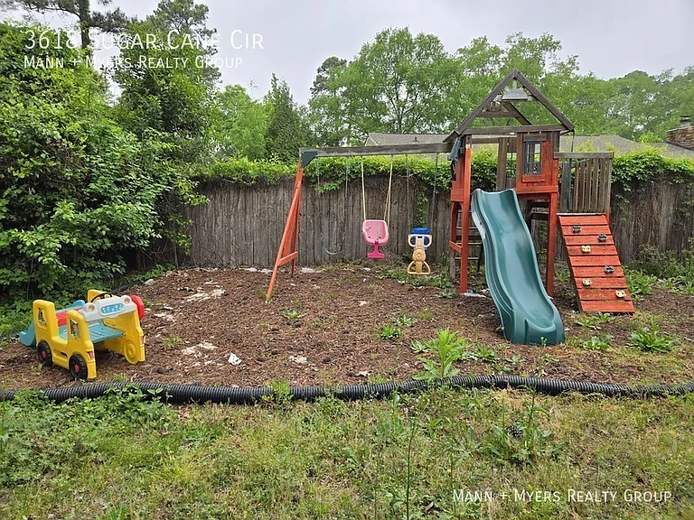 3618 Sugar Cane Cir — Photo 37