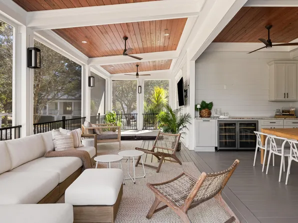 102 Bellinger St, Charleston, SC 29492