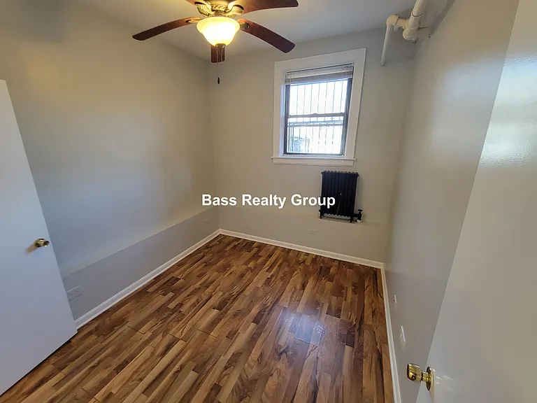 1737 W Estes Ave #G4 — Photo 8