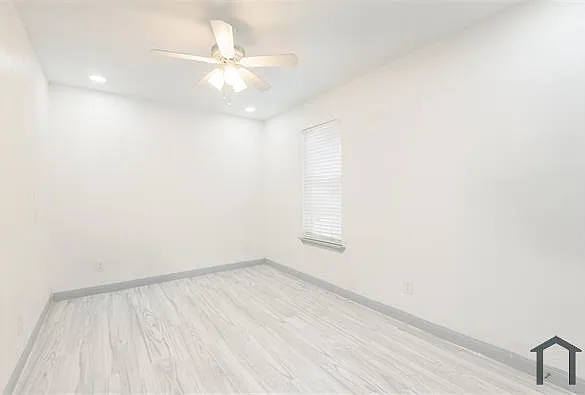 4620 San Jacinto St — Photo 35