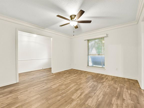5th image of 18010 Heaton Dr
