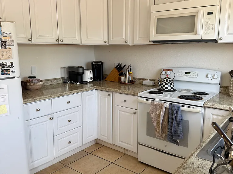 1639 Oliver Ave #C — Photo 7
