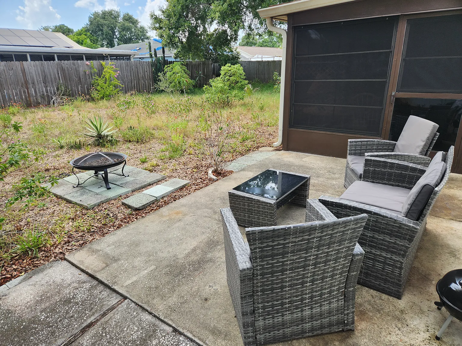 1323 Calamondin Dr — Photo 4
