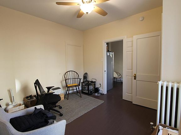 5th image of 102 E Mount Airy Ave