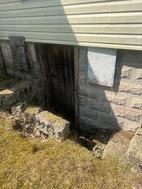 34th image of 10625 Brushy Rd