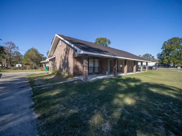 30105 Huntington Pl, Walker, LA 70785