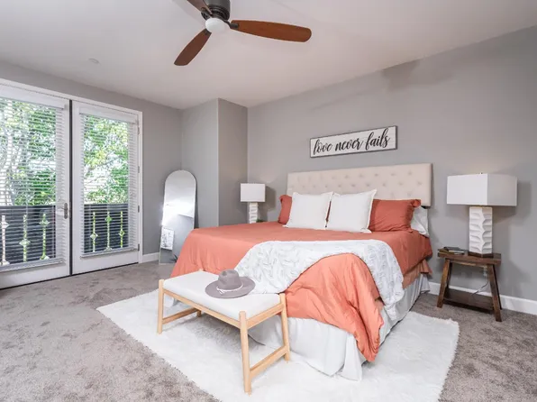 6198 Lonetree Blvd, Rocklin, CA 95765