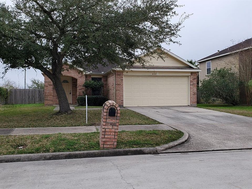 1st image of 8122 Berkely Ct