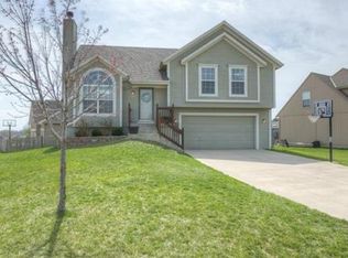 20807 Barker Rd, Spring Hill, KS 66083
