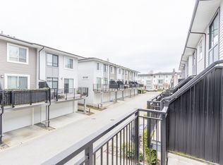 18530 Laurensen Pl #2305, Surrey, BC V4N6R8