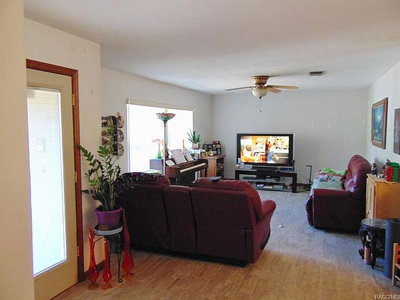4th image of 4685 N Baywood Dr