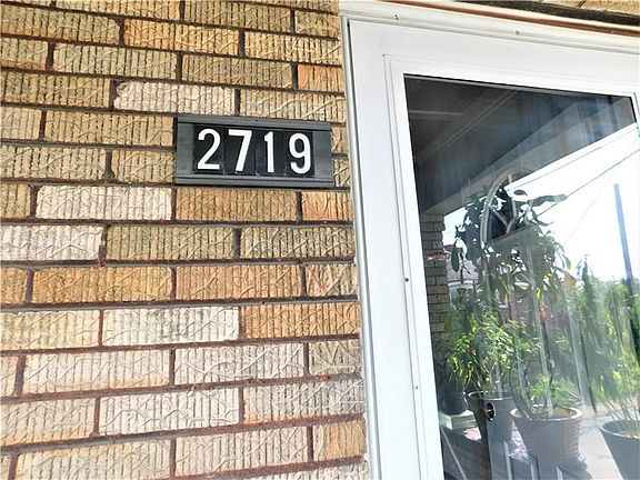 2nd image of 2717-2719 Avenue Brentwood Ave
