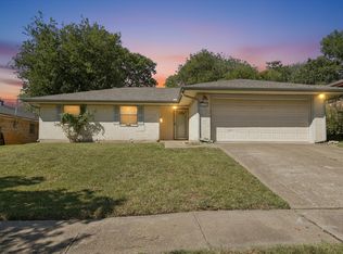 1113 SE 2nd St, Grand Prairie, TX 75051