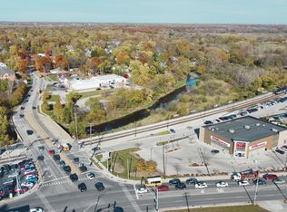 380 N Cedar Rd, New Lenox, IL